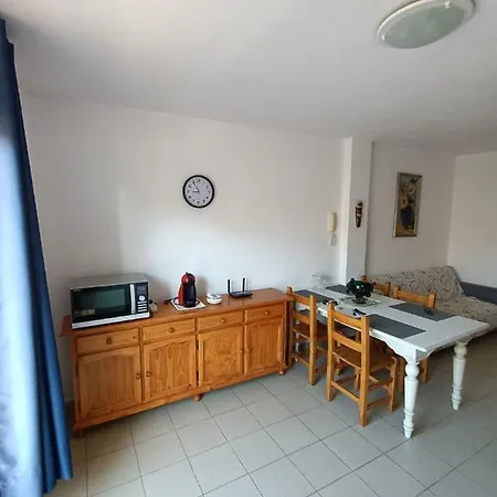 Puerta 6 *
